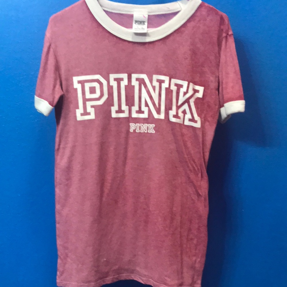Women’s Pink XS t-shirt
